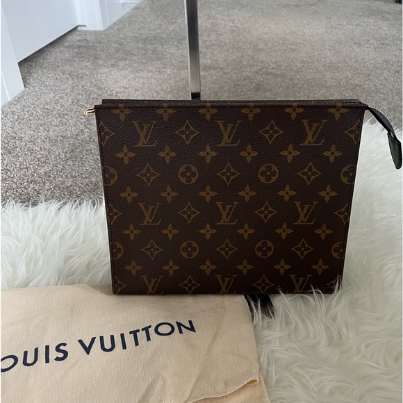 Sold! Poche toilette nm size 26 - Picture 2 of 10